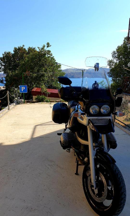 Apartman Davorka Karlobag Εξωτερικό φωτογραφία