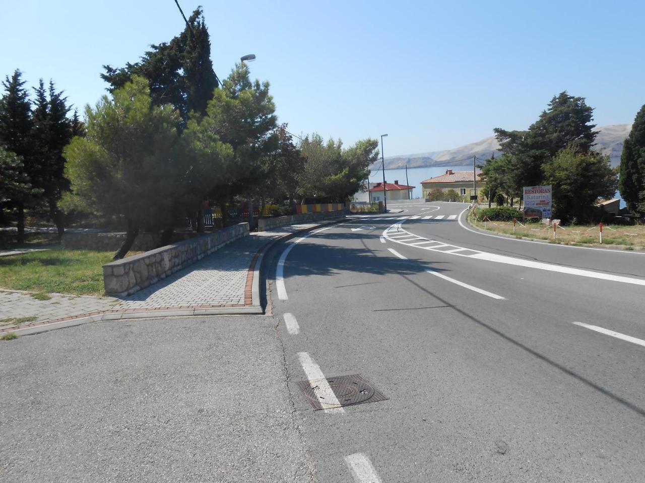 Apartman Davorka Karlobag Εξωτερικό φωτογραφία