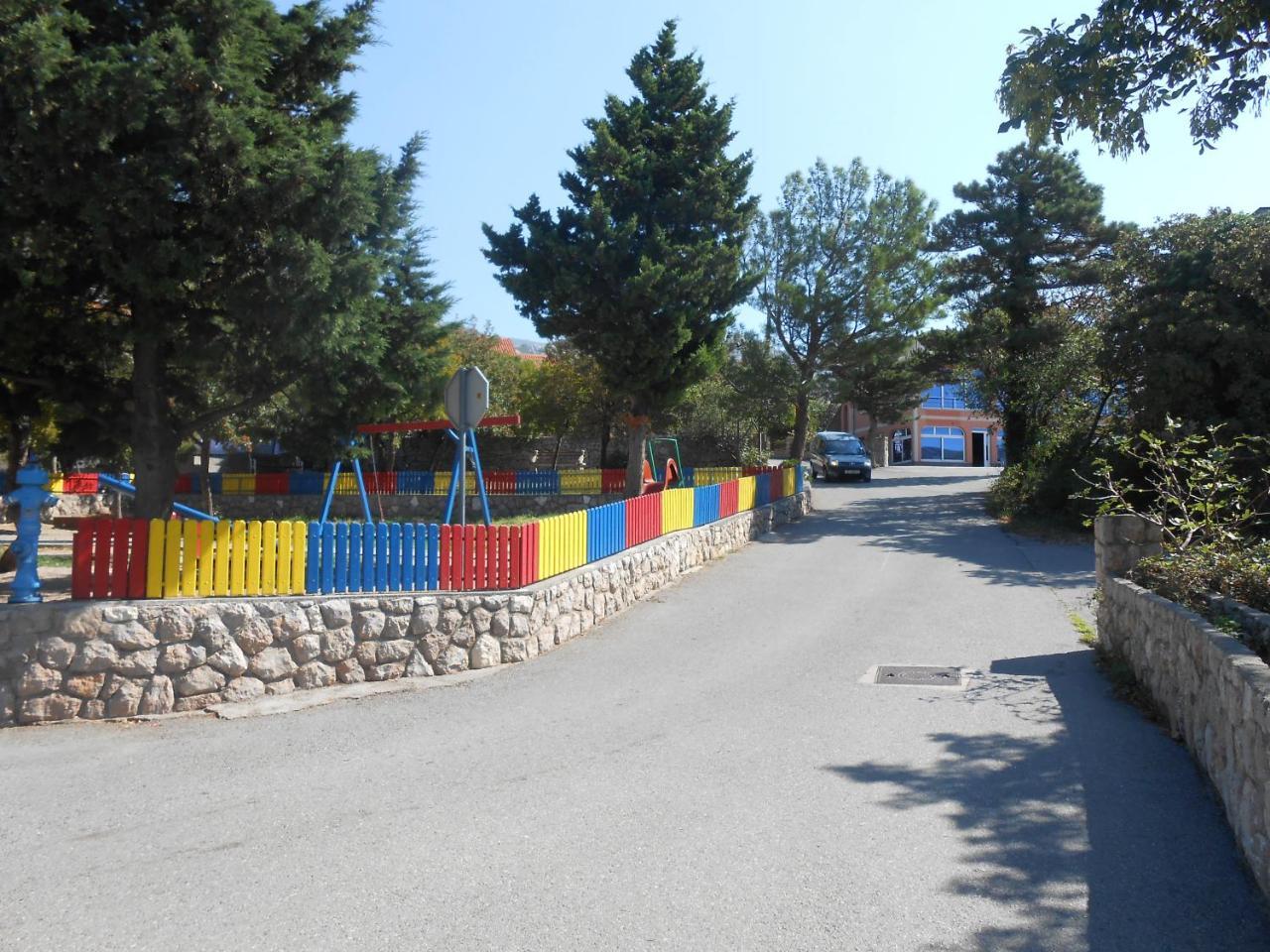 Apartman Davorka Karlobag Εξωτερικό φωτογραφία